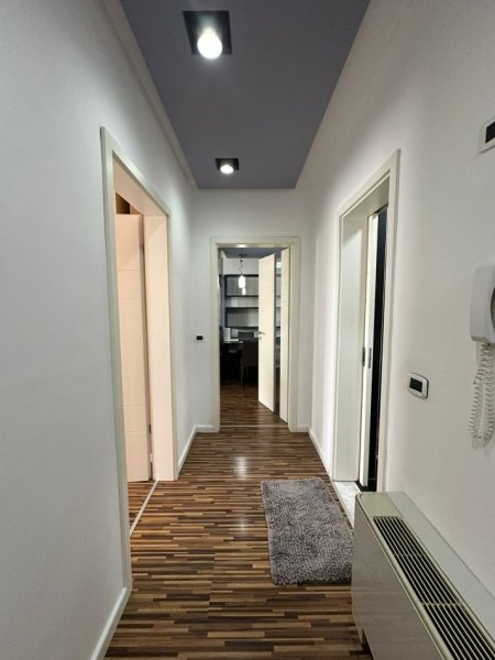 Tirane, shitet apartament 2+1+Ballkon, Kati 10, 112 m² 320,000 € (Brigada VIII)