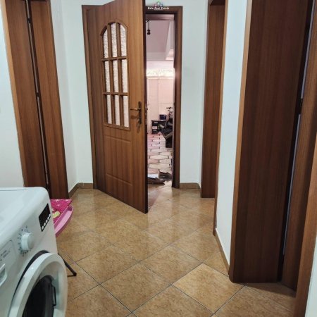 Tirane, jepet me qera Vile 2+1, Kati 1, 100 m² 470 € (ali demi)