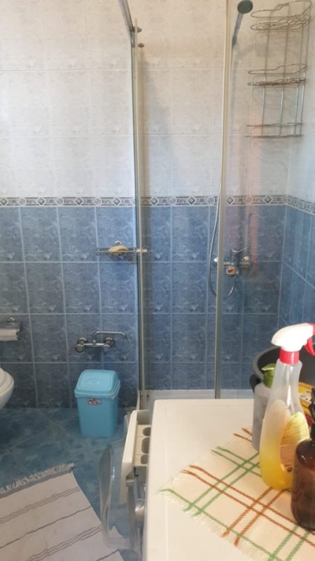 Tirane, jepet me qera Vile 3+1+Ballkon, Kati 1, 100 m² 350 € (Rruga Hasan Meniku)