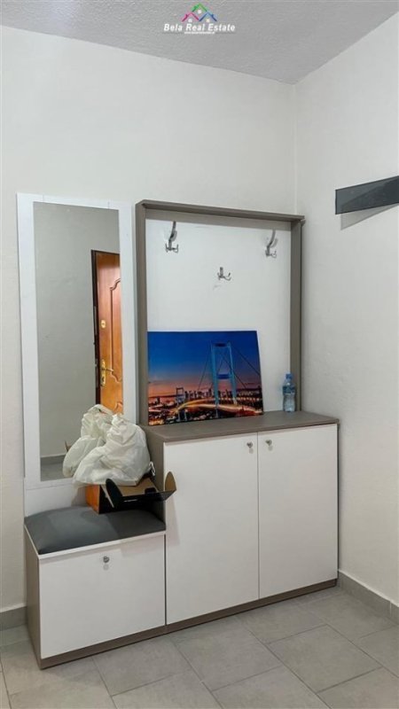 Tirane, jepet me qera apartament 1+1+Ballkon, Kati 2, 68 m² 500 € (21 dhjetori)