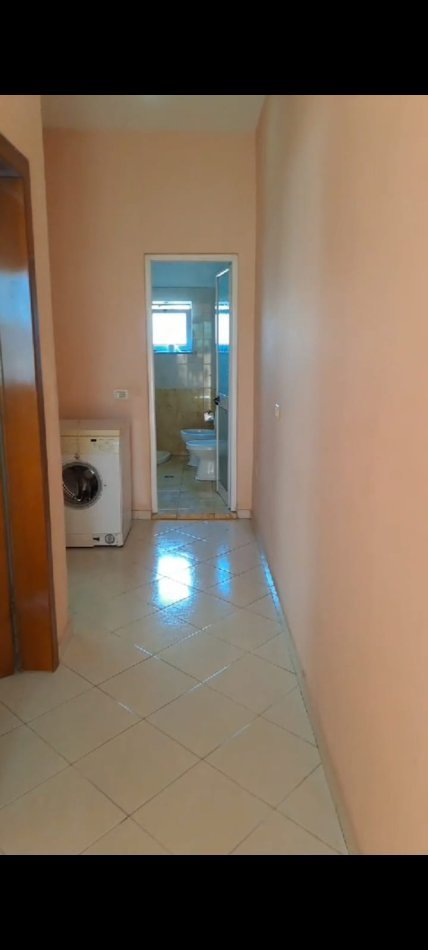 Tirane, jepet me qera shtepi 1+1, Kati 1, 60 m² 300 € (Ish Fusha Aviacionit)