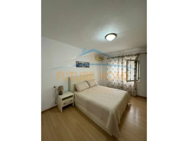 Tirane, jepet me qera apartament 2+1, Kati 2, 75 m² 650 € (STADIUMI DINAMO)