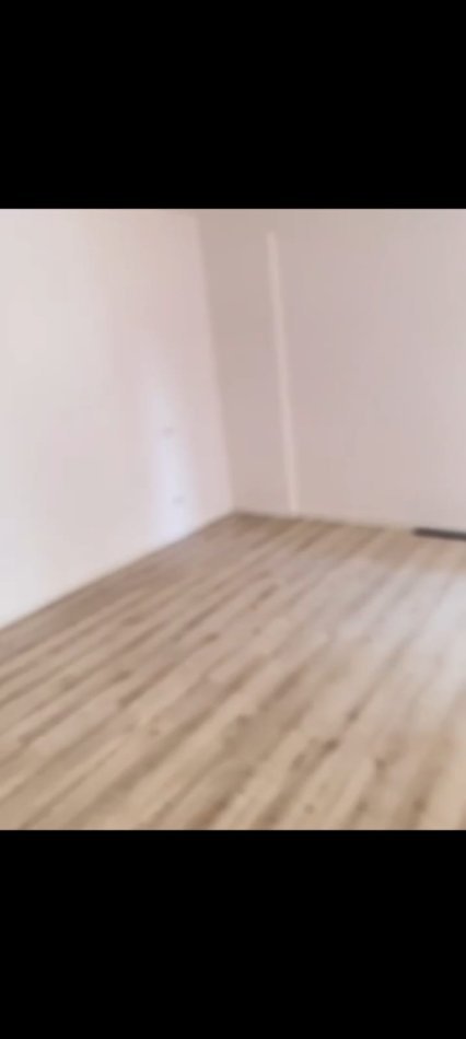 Tirane, jepet me qera ambjent biznesi , Kati 5, 105 m² 900 € (Ish Ekspozita)