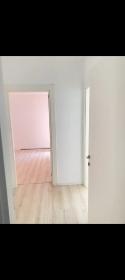 Tirane, jepet me qera ambjent biznesi , Kati 5, 105 m² 900 € (Ish Ekspozita)