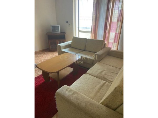 Tirane, shitet apartament 1+1+Ballkon, Kati 3, 60 m² 80,000 € (Ali Demi)