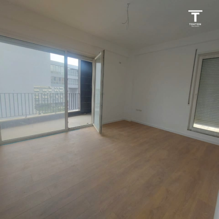 SHITET, APARTAMENT 2+1, KOMPLEKSI KIKA 2, KOMUNA E PARISIT, TIRANË, 270,000  EUR