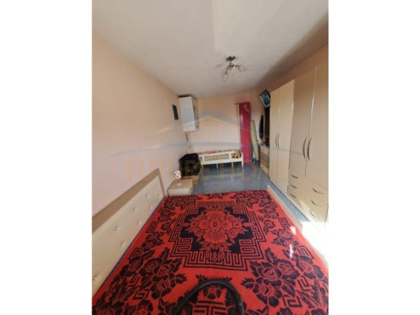 Tirane, jepet me qera apartament 1+1, Kati 5, 62 m² 300 € (fresk)