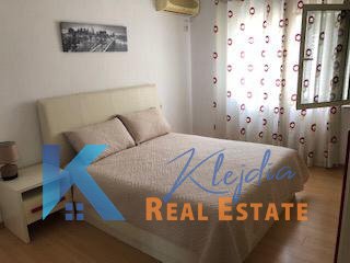 Tirane, jap me qera apartament 2+1+Ballkon, Kati 3, 85 m² 700 € (Stadiumi Dinamo)