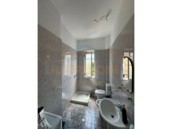 Tirane, shitet apartament 2+1, Kati 4, 93 m² 182,000 € (MYSLYM SHYRI)