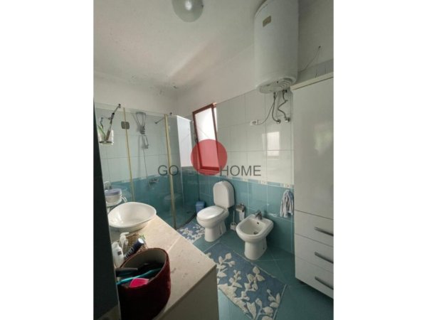 Tirane, shitet Vile 3 Katshe, , 500 m² 230,000 € (kamez)