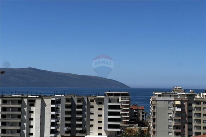 Vlore, shitet apartament 3+1+Aneks+Ballkon, Kati 3, 150 m² 290,000 € (Lungomare)