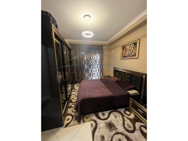 Tirane, jepet me qera apartament 2+1, Kati 5, 94 m² 450 € (Unaza e Re)