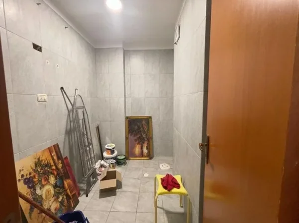 Tirane, jepet me qera apartament 1+1, Kati 4, 67 m² 550 € 