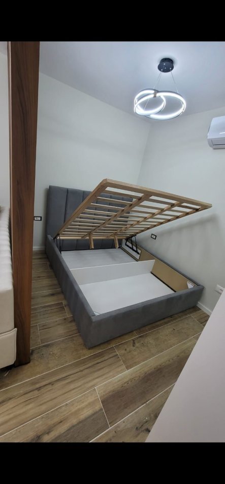 Tirane, jepet me qera garsonier 1+1+Ballkon, Kati 1, 40 m² 450 € (Vasil Shanto)