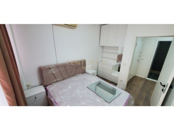 Tirane, jepet me qera apartament 1+1+Ballkon, , 55 m² 450 € 