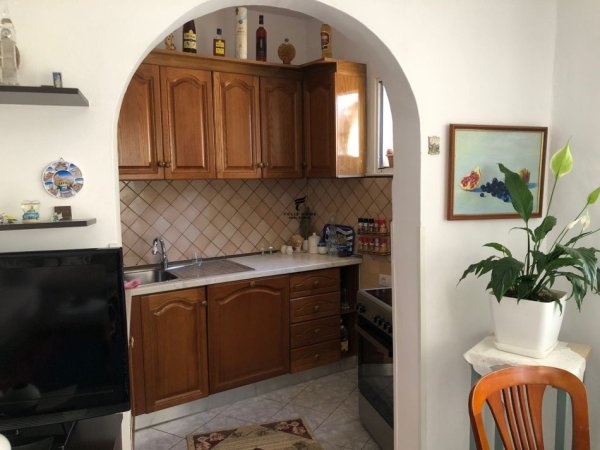 Vlore, shitet apartament 2+1, Kati 2, 90 m² 93,000 € (VLORE)