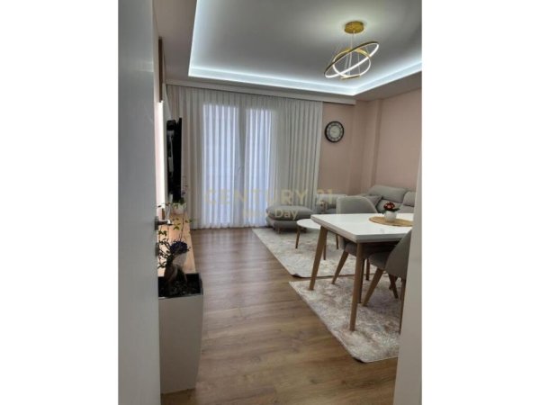 Durres, shitet apartament 2+1+Ballkon, Kati 3, 78 m² 145,000 € (Stadiumi ne Durres)