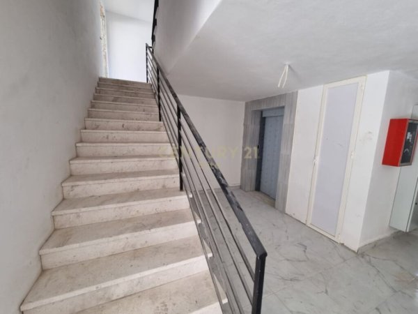 Tirane, shitet apartament 1+1, Kati 1, 45 m² 73,000 € (Selite)