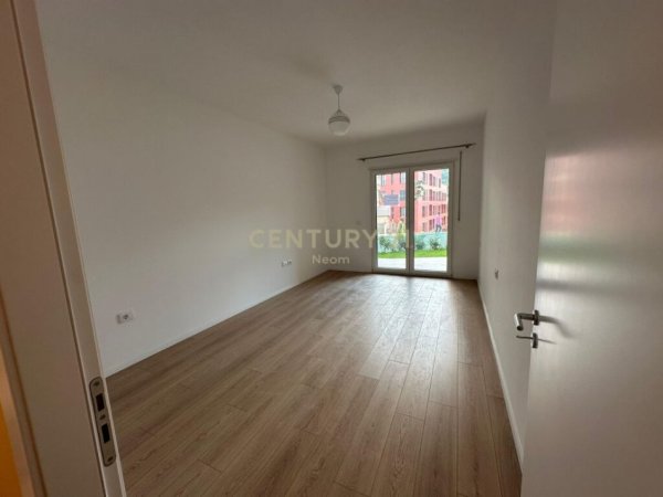 Tirane, jepet me qera apartament 2+1, Kati 1, 150 m² 550 € (Kodra e Diellit)
