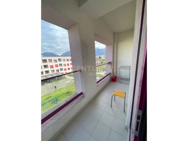 Tirane, jepet me qera apartament 1+1, Kati 3, 68 m² 400 € (Ali Demi)