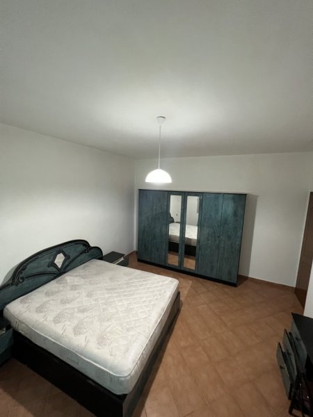 Tirane, jepet me qera Vile 2+1, Kati 1, 100 m² 350 € (Vilat Amerikane)