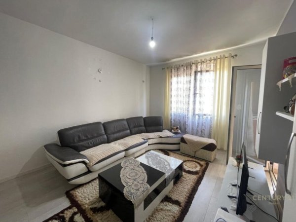 Tirane, shitet apartament 2+1+Aneks+Ballkon, Kati 3, 103 m² 140,000 € (Astir)