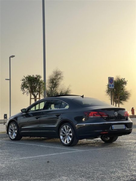 Durres, shes makine OKAZION VOLKSWAGEN PASSAT CC , Benzin, gri e erret, automatik, Klima, 147 kW (200 PS) 240000 km, 7,500 €