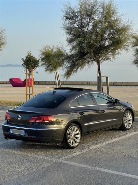 Durres, shes makine OKAZION VOLKSWAGEN PASSAT CC , Benzin, gri e erret, automatik, Klima, 147 kW (200 PS) 240000 km, 7,500 €