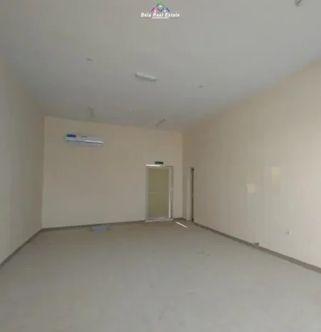 Tirane, shitet dyqan , , 53 m² 80,000 € (yzberisht)