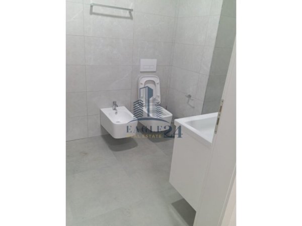 Tirane, shitet apartament 2+1+Ballkon, Kati 5, 105 m² 145,000 € (Astir)