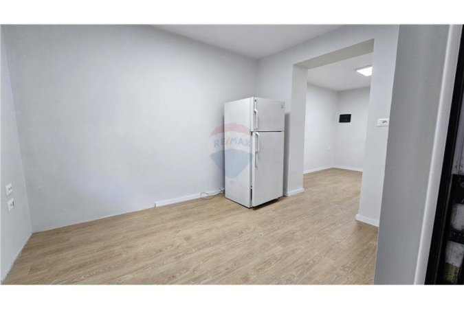 Tirane, apartament , Kati 3, 40 m² 420 € 