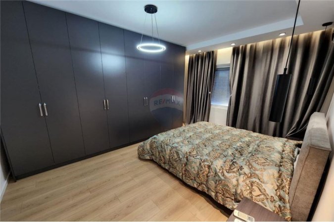 Tirane, shitet apartament 1+1, Kati 5, 68 m² 140,000 € (Apartament 1+1+ per shitje tek Myslym Shyri)