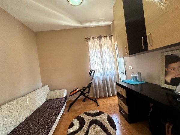 Tirane, shitet apartament 2+1, Kati 4, 94 m² 182,000 € (Myslym Shyri)