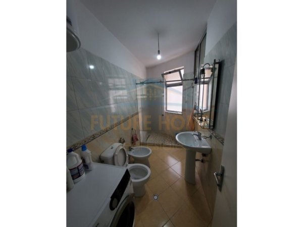 Tirane, jepet me qera apartament 2+1, Kati 3, 92 m² 400 € (Fresk)