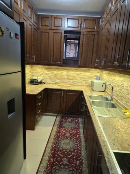 Bllok, jepet me qera apartament 1+1+Aneks+Ballkon, Kati 8, 140 m² 900 €