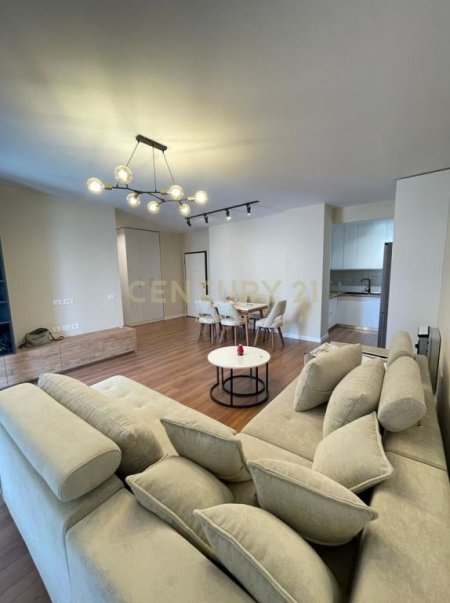 Tirane, jepet me qera apartament 3+1+A+BLK Kati 5, 135 m² 800 Euro (Fiori di Bosko)