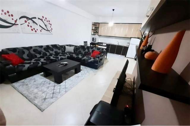 Tirane, jepet me qera apartament 2+1+BLK Kati 6, 97 m² 400 Euro (Golden Park)