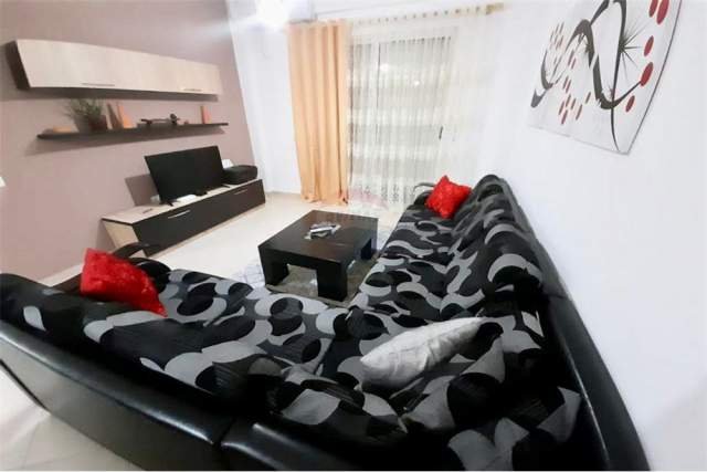 Tirane, jepet me qera apartament 2+1+BLK Kati 6, 97 m² 400 Euro (Golden Park)