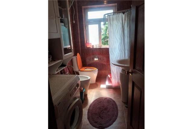 Tirane, jepet me qera apartament 1+1 Kati 4, 74 m² 350 Euro (Garda Bllok)