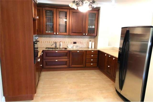 Tirane, jap me qera apartament 3+1 Kati 8, 160 m² 1.500 Euro (rruga qemal stafa)