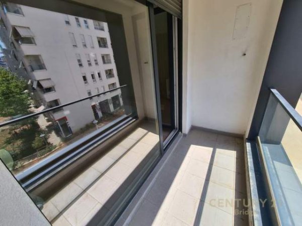 Shitet apartament 2+1 te Kompleksi Magnet, Kati 3, 141.000 Euro (KONTAKTI 21 DHJETORI)