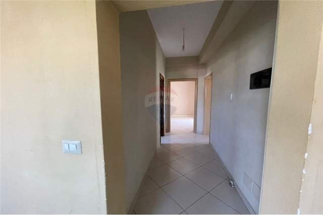 Tirane, jepet me qera apartament 2+1 Kati 1, 120 m² 27.000 Leke (Don Bosko)