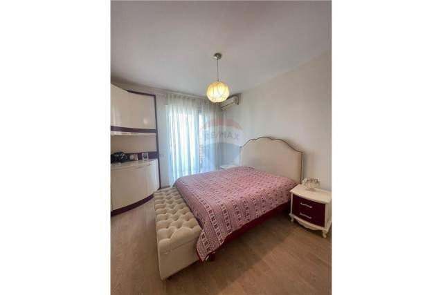 Tirane, jepet me qera apartament 2+1 Kati 0, 100 m² 500 Euro (rruga elbasanit)