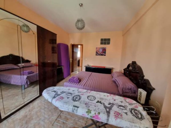 Tirane, jepet me qera apartament 2+1+BLK Kati 6, 90 m² 38.000 Leke (Rruga Vllazen Huta)