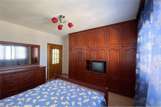 Tirane, jepet me qera apartament 2+1 Kati 10, 111 m² 450 Euro (komuna parisit)