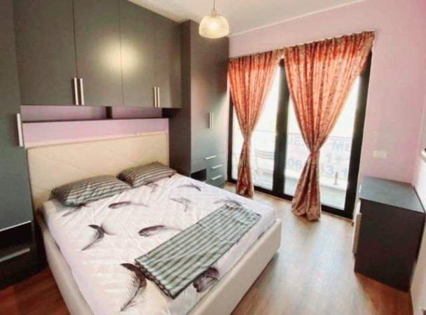 Tirane, jepet me qera apartament 1+1+BLK Kati 4, 69 m² 380 Euro (Ferit Xhajko)