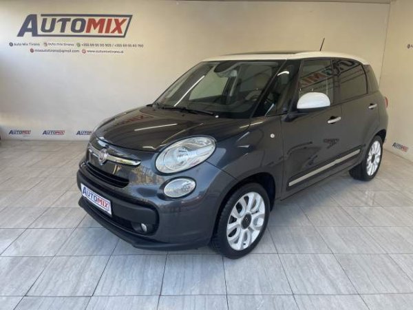 Tirane, shes makine Fiat 500L Viti 2012, 7.100 Euro