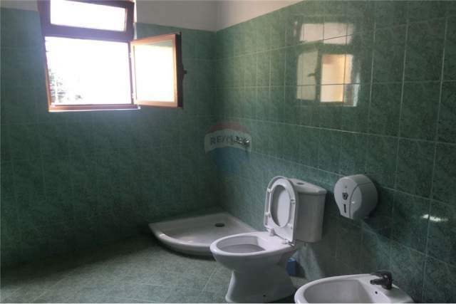 Tirane, jepet me qera shtepi 2+1 Kati 2, 80 m² 30.000 Leke (Don Bosko)