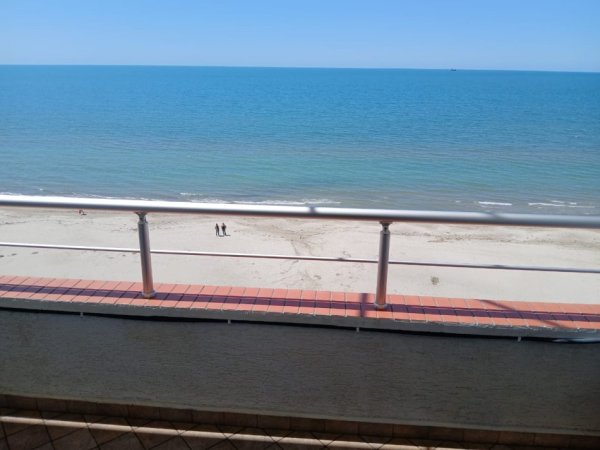 Durres, jepet me qera apartament 1+1+Ballkon, Kati 3, 67 m² 500 € (Prane Shkembit te Kavajes, Durres)