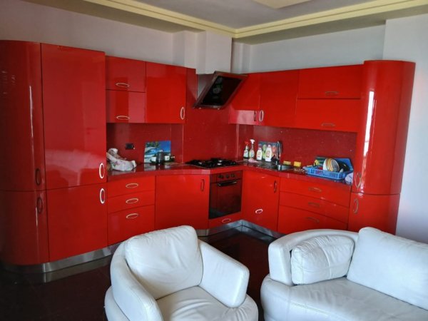 Durres, jepet me qera apartament 1+1+Ballkon, Kati 3, 67 m² 500 € (Prane Shkembit te Kavajes, Durres)